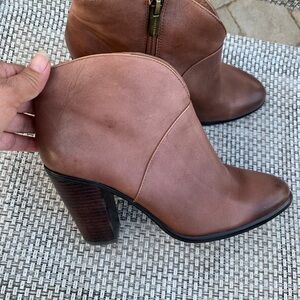 Vince Camuto Franell Leather Booties, Size 8 Rich Cognac VC-FRANELL